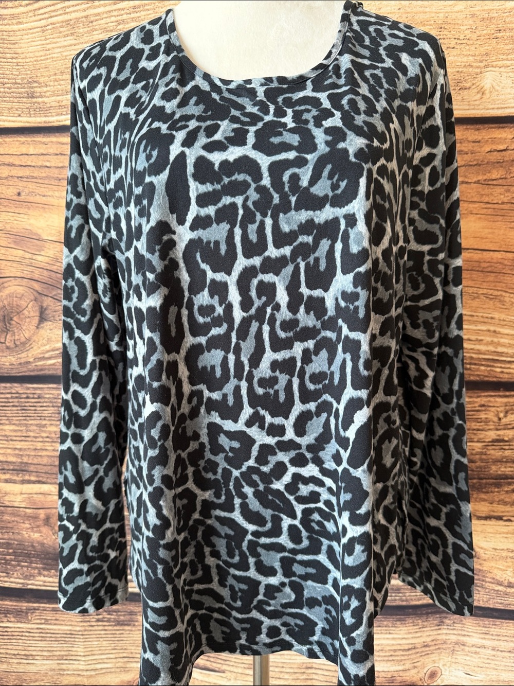 Susan Graver Black and Gray Animal-Print Long Sleeve Tee NWOT